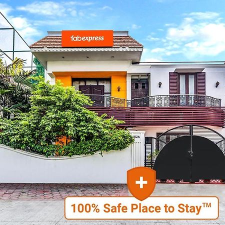 Fabexpress Nestlay Rooms - 100M From Velammal Hall, Moggappair Τσενάι Εξωτερικό φωτογραφία
