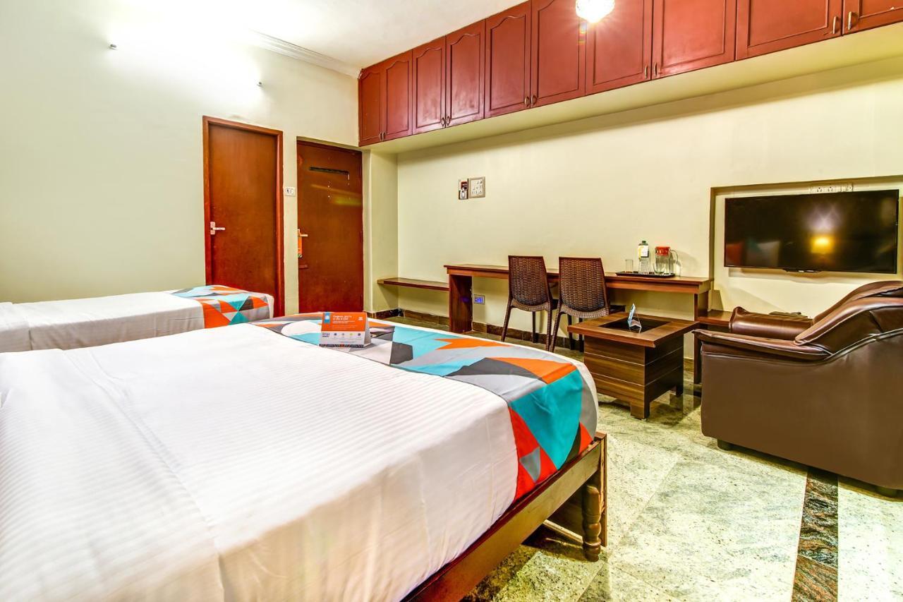 Fabexpress Nestlay Rooms - 100M From Velammal Hall, Moggappair Τσενάι Εξωτερικό φωτογραφία